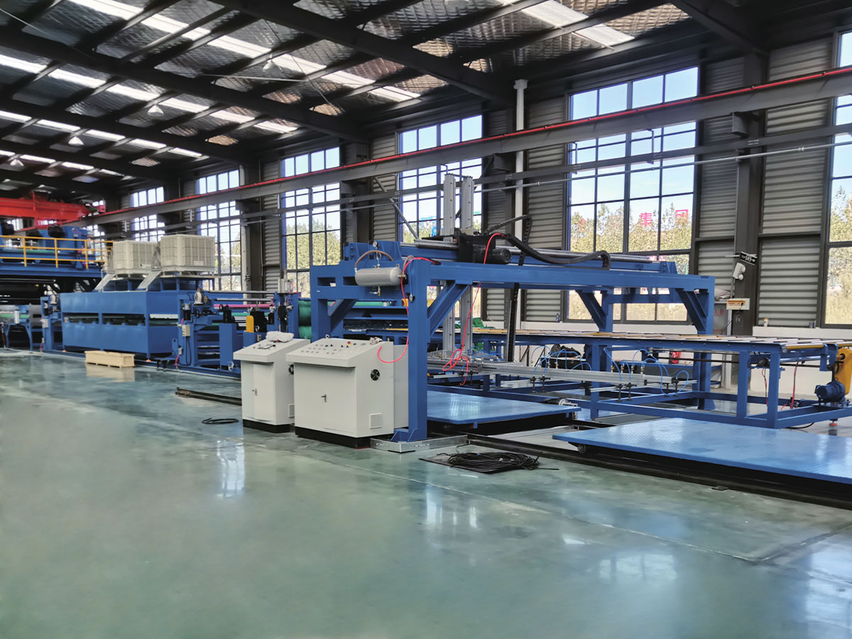 Dây chuyền sản xuất tấm composite kim loại A2