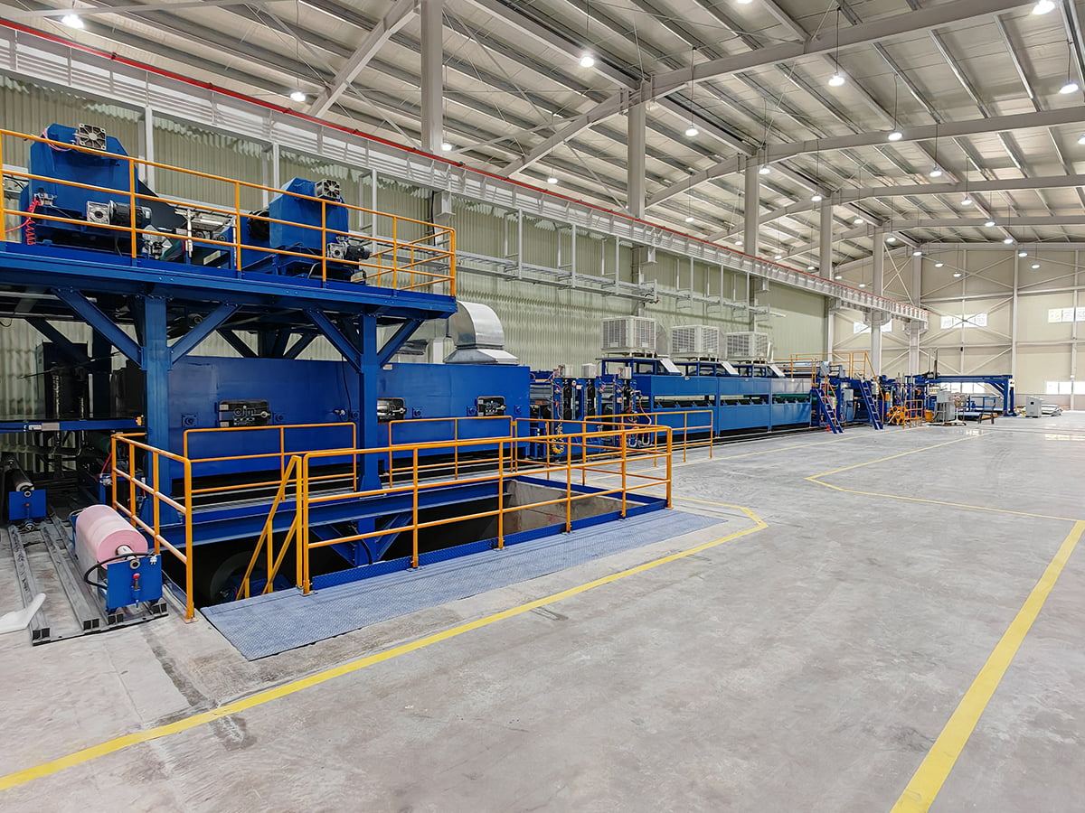 Dây chuyền tạo bọt và thép composite PE